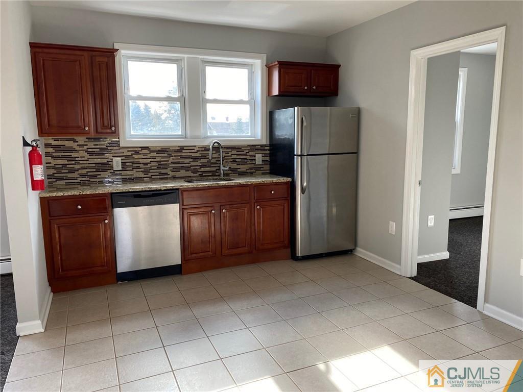 Foto principal - 97 Ford Ave