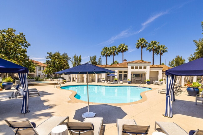 Mission Grove Park apartments — community photo - Mission Grove Park