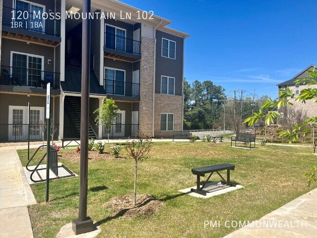 Foto del edificio - 120 Moss Mountain Ln