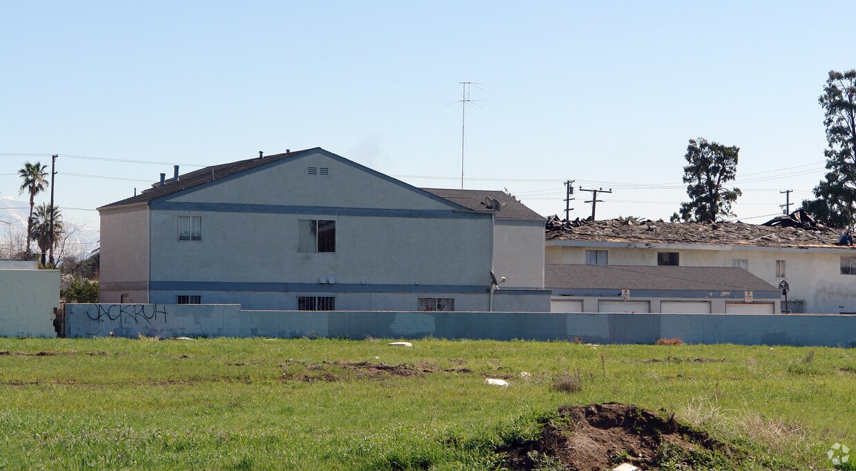 Building Photo - 772 Magnolia Ave
