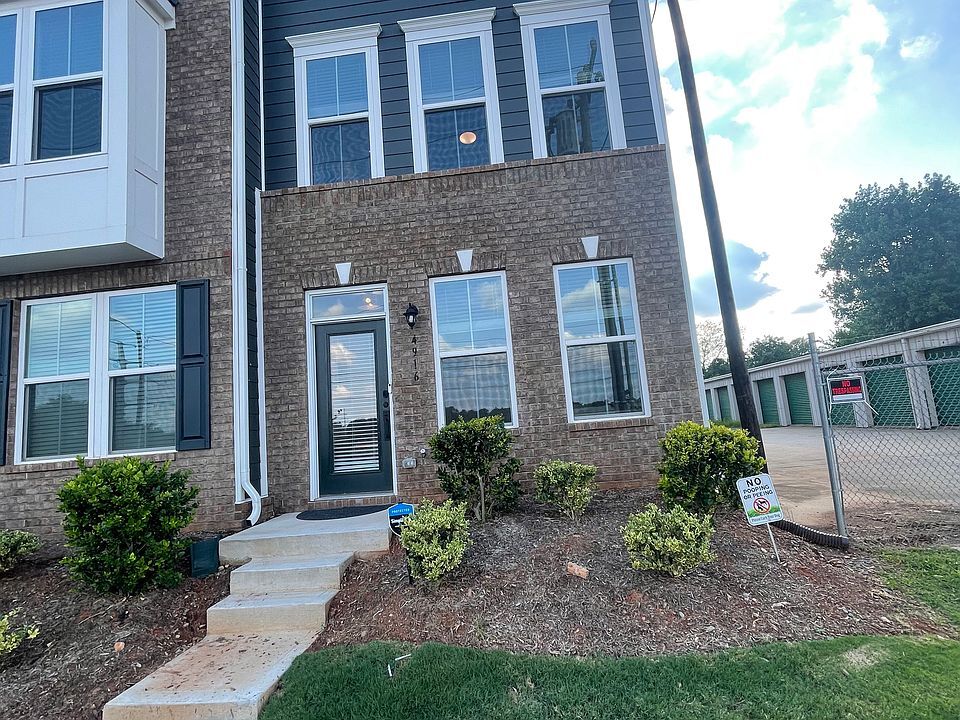 Foto principal - 4916 Old Pineville Rd