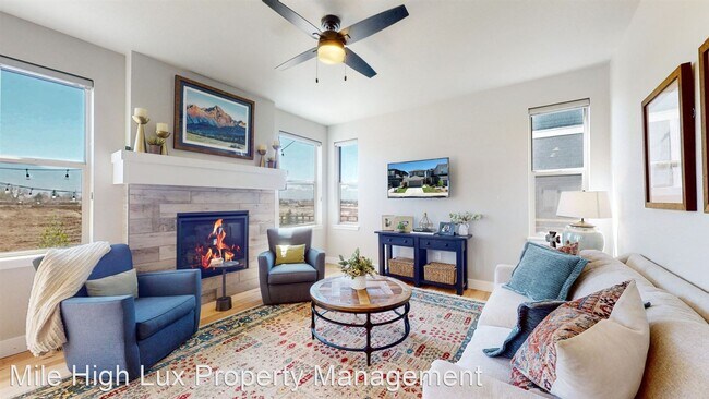Foto del edificio - 4 br, 3.5 bath House - 6896 Canosa St