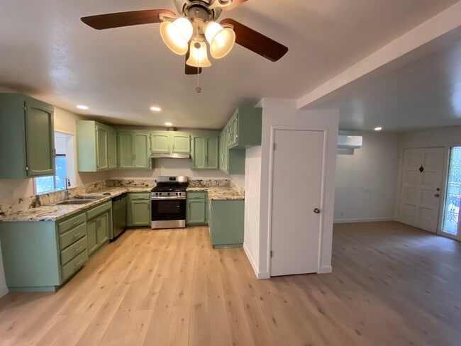 Foto del edificio - 12 Galena Way