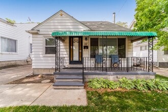 Building Photo - 305 E Granet Ave