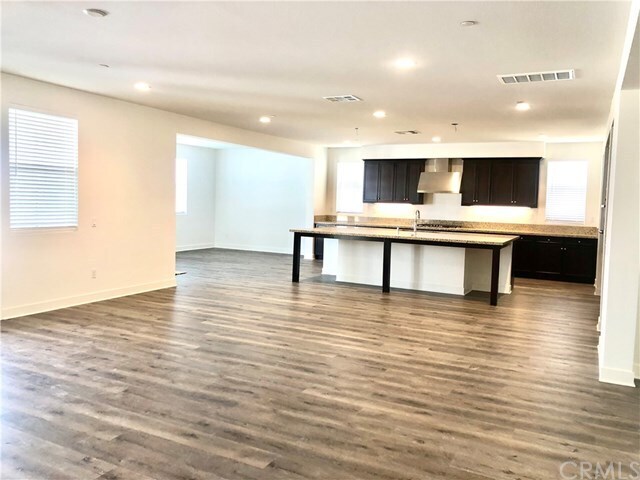 Foto del edificio - 17111 Compass Dr