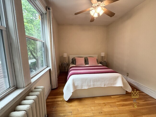 Foto del edificio - 30 Littell Rd