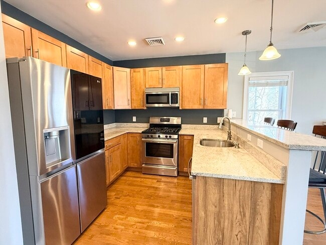Building Photo - 4 Woodworth St