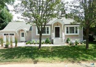 Building Photo - 8 Lawson Dr