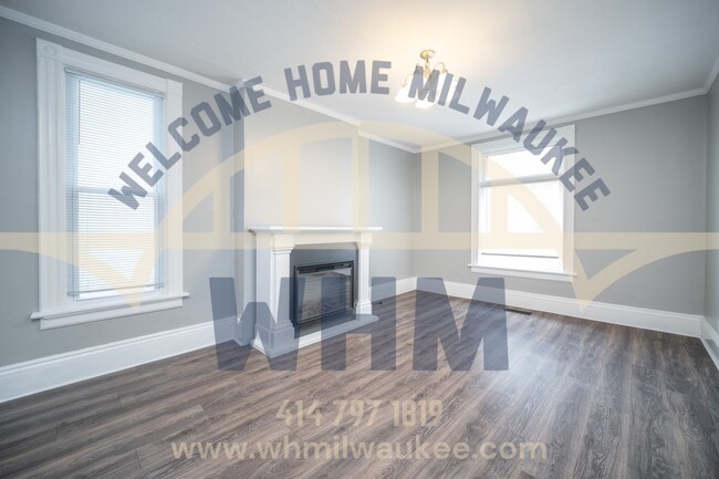 Building Photo - AVAILABLE NOW! Welcome Home to this Beauti...