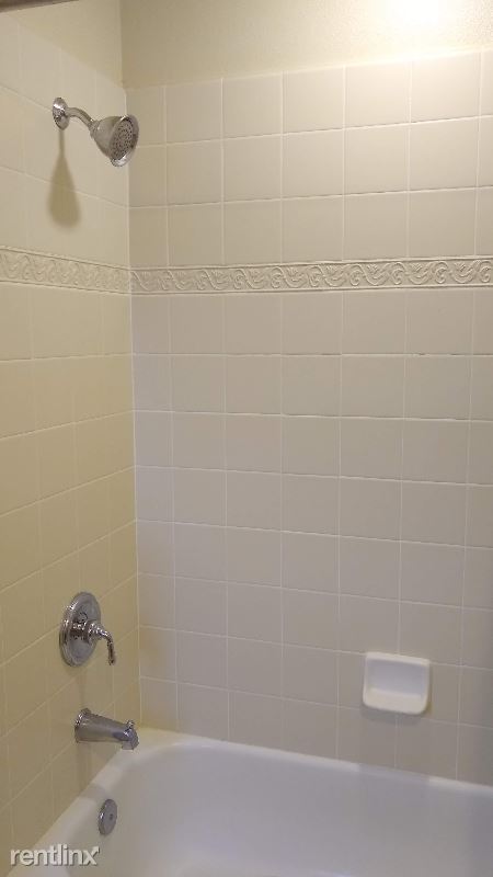 Building Photo - 1 br, 1 bath Townhome - 2216 Tokay St