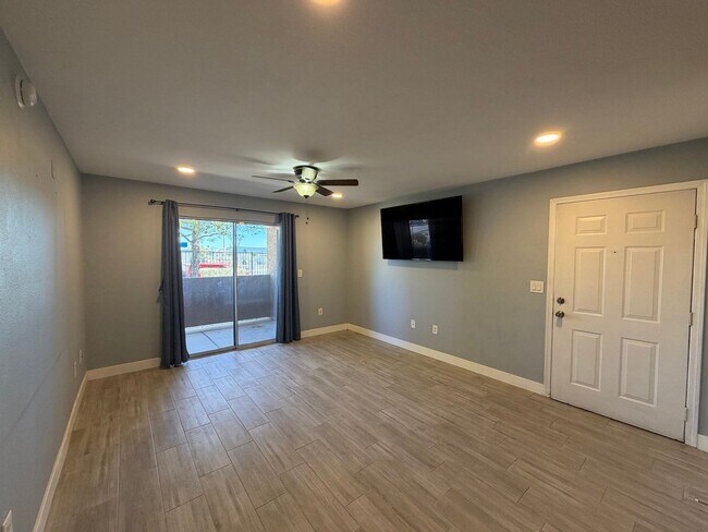 Building Photo - **COMING SOON** Beautiful 1 Bedroom Ground Floor Condo in Gated Silverado Ranch Community
