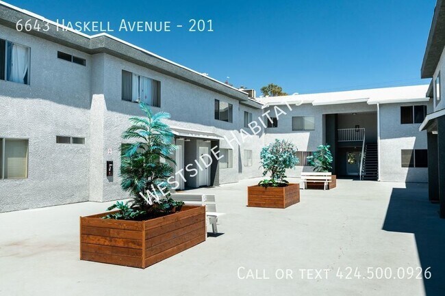 Foto del edificio - 6643 Haskell Ave