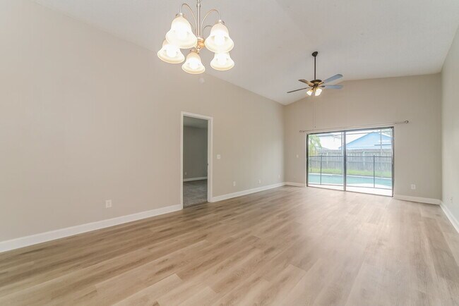 Foto del edificio - 13230 Boulder Woods Cir