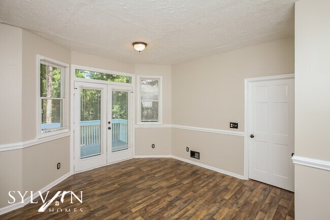 Building Photo - Welcome to this delightful residence.