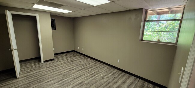 Building Photo - 2212 5th Way Cir NW