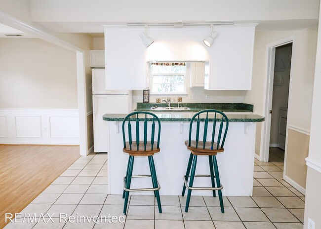 Building Photo - 3 br, 2 bath House - 2015 Glennfield Lane