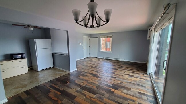 Building Photo - 15832 Terrace Dr