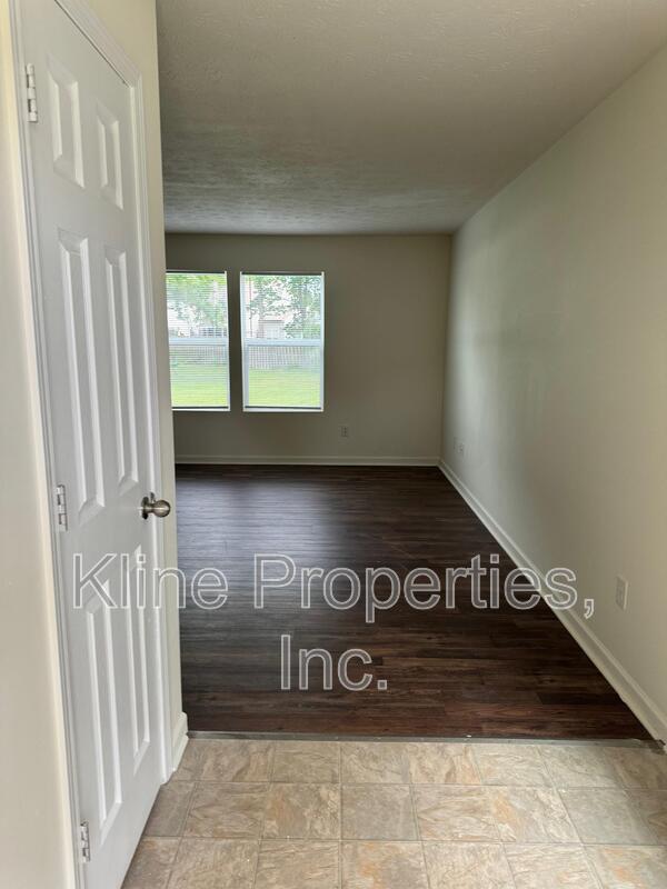 Foto del edificio - 1234 Topp Creek Dr