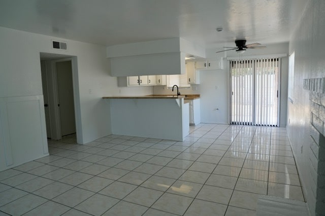 Foto del edificio - 8524 Haupt Ave
