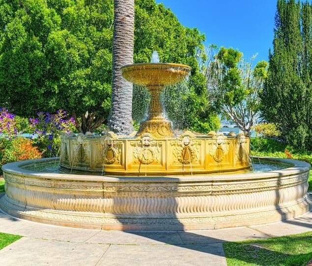 Vina Del Mar Park’s fountain, originally designed by William Baker Faville in 1915, was restored in 1977