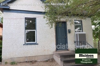 Building Photo - 1306 E 9th St