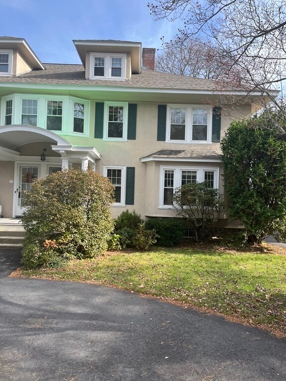 54 Holden St Unit R, Worcester, MA 01605 Condo for Rent in Worcester