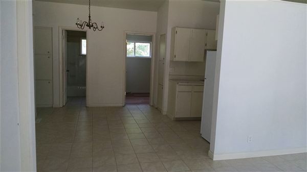 Building Photo - 638 Butternut Dr