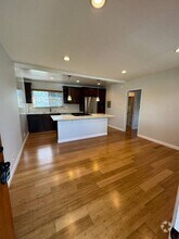 Building Photo - 405 S Myers St