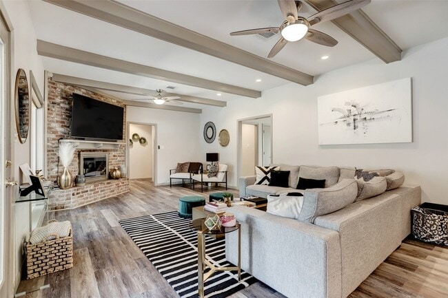 Photo - 5138 Rutherglenn Dr House