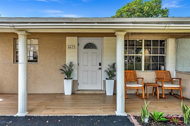 Foto del edificio - 4633 SW 28th Ave