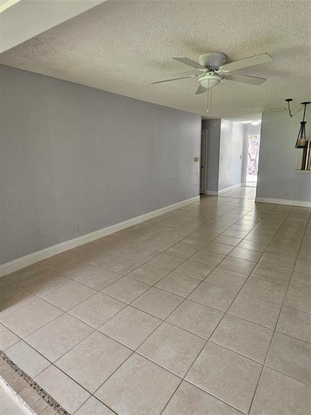 Foto del edificio - 1140 NW 85th Ave