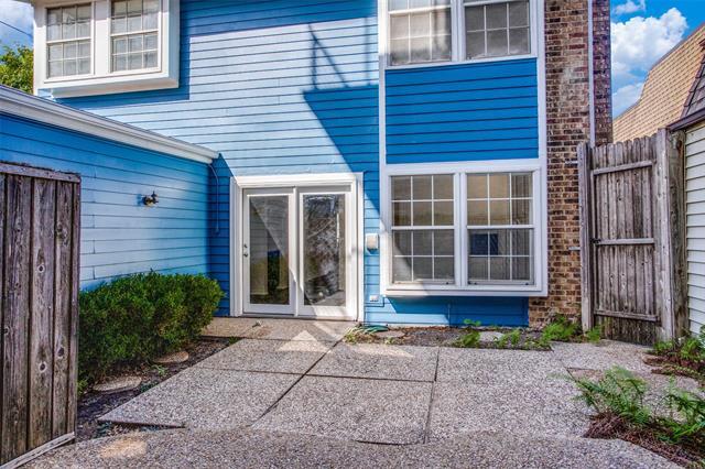 Foto del edificio - 1319 Birkenhead Ct