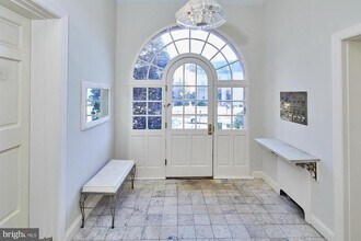 Building Photo - 1400 Delaware Ave