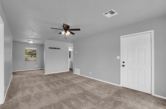 Foto del edificio - 1117 E Cherry St