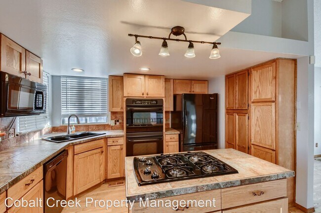 Foto del edificio - 3 br, 2 bath House - 7894 Jared Way