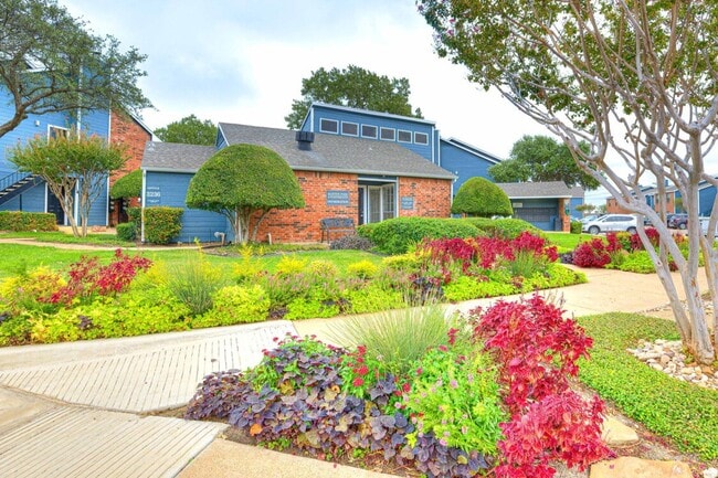 Building Photo - Hunter Park