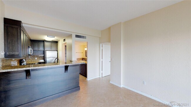 Foto del edificio - 11111 Biscayne Blvd