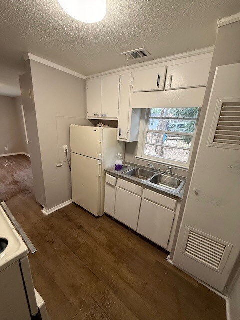 Foto del edificio - 1927 Lincoln St