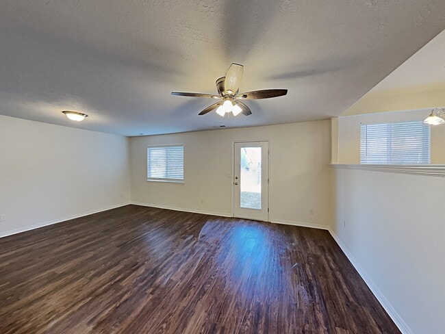 Building Photo - 7898 Cochise Way