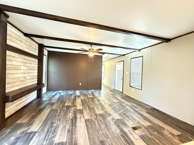 Building Photo - 123 Norene St
