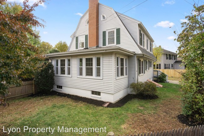 Building Photo - 4 br, 1.5 bath House - 307 Newman Ave