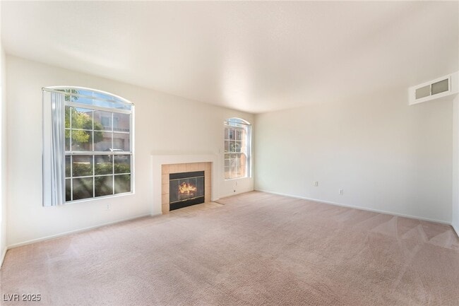 Building Photo - 8416 Sewards Bluff Ave