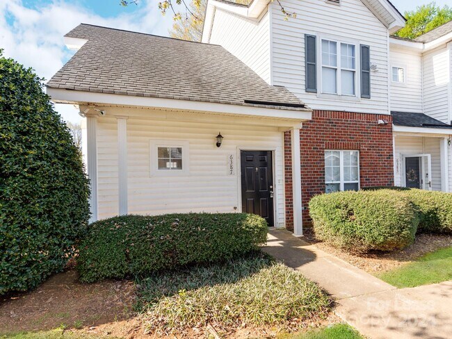 Building Photo - 6387 Mallard View Ln