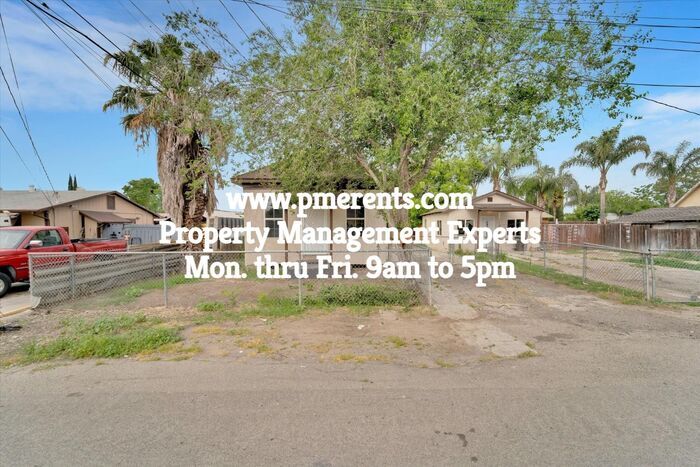 Foto principal - 1127 N F St