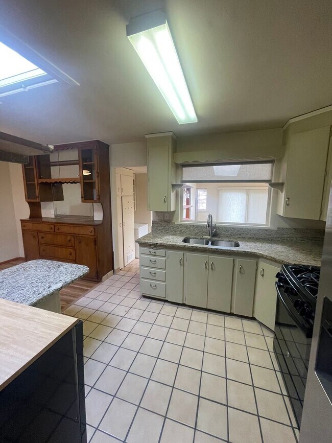 Foto del edificio - Casa Alegre 2 bedroom, 1 bath on Osage. Ha...