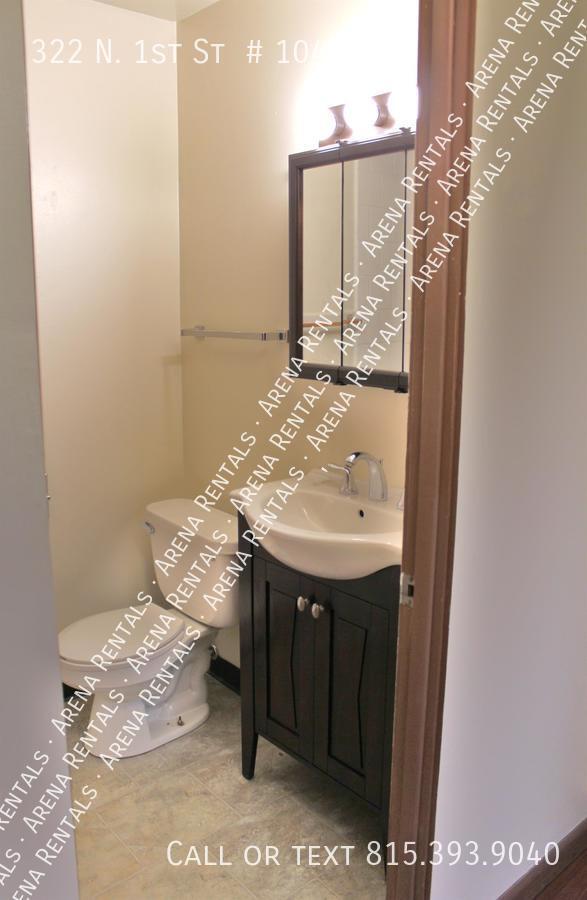 Foto del edificio - 322 N 1st St