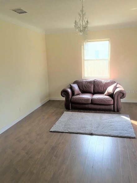 Building Photo - 762 60th Ave NE