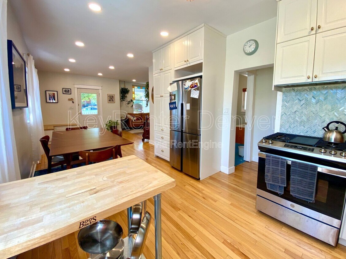 Foto principal - 3702 Quitman St