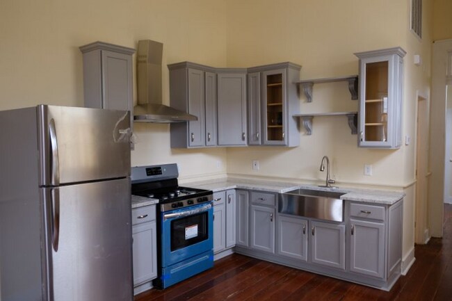 Foto del edificio - 410 Pacific Ave