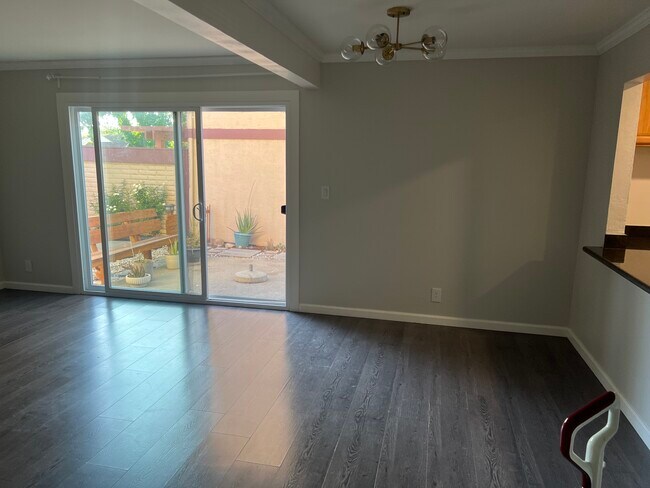 Foto del edificio - 1520 Parkwood Pl
